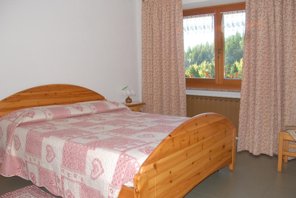Agriturismo Plan D'Avie Aosta Szoba fotó