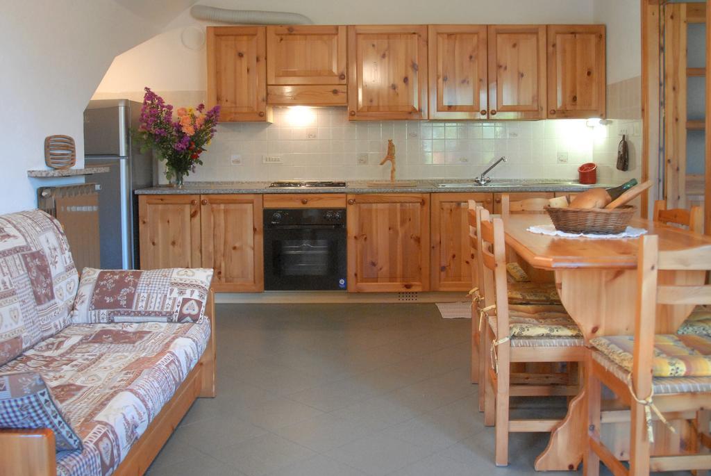 Agriturismo Plan D'Avie Aosta Szoba fotó