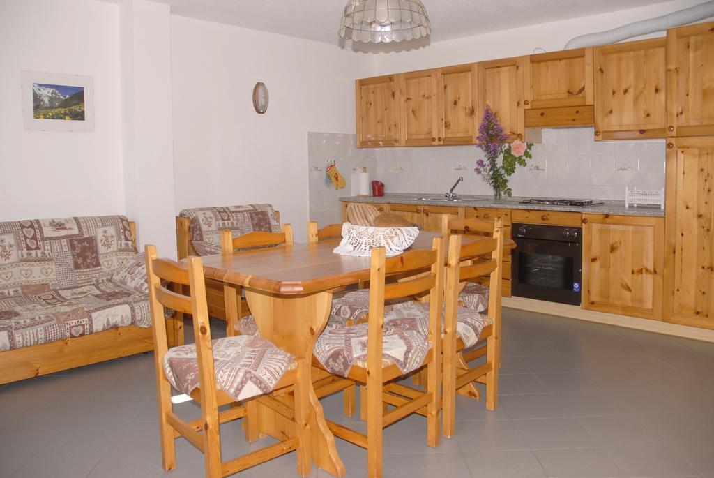 Agriturismo Plan D'Avie Aosta Szoba fotó